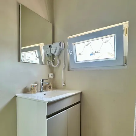 Residencial Duque De Saldanha Guest house