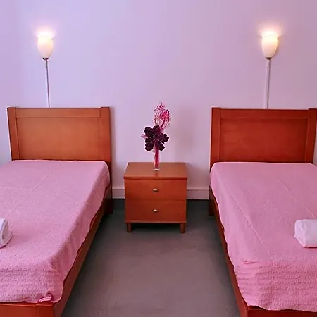 Residencial Duque De Saldanha בית הארחה