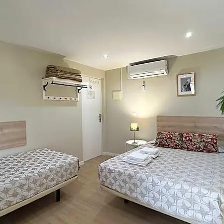 בית הארחה Residencial Duque De Saldanha ליסבון